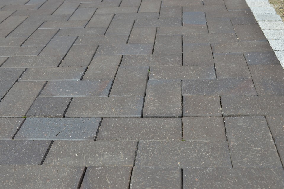 Тротуарная клинкерная брусчатка Vandersanden Bautzen серо-коричневая, 200*100*45 мм